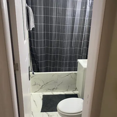 Garsoniera 552 Bükreş