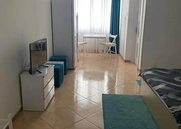 Garsoniera 552 * Bucureşti